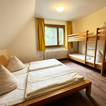 Neudorf Am Fichtelberg Hostel *